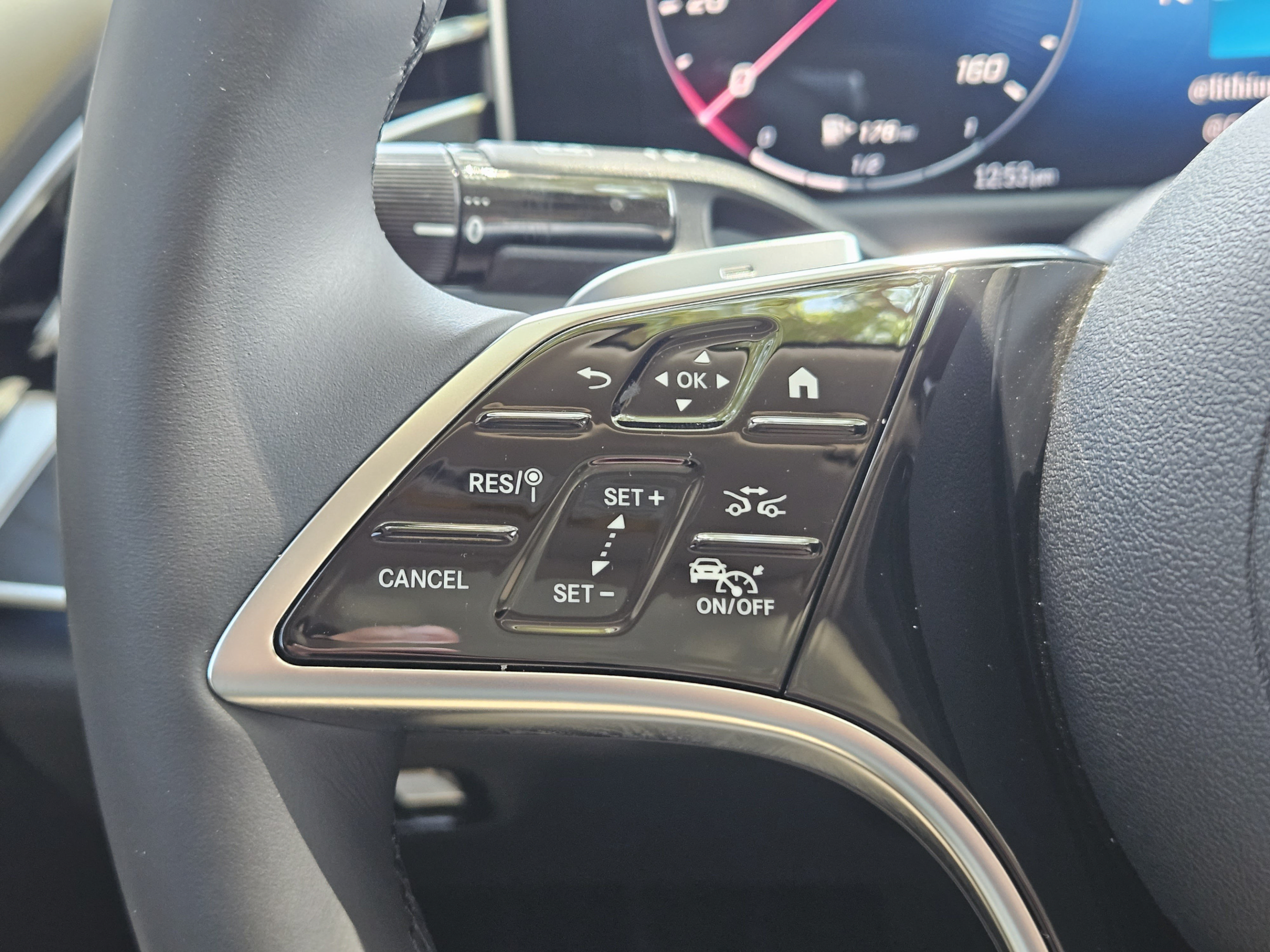 Certified 2024 Mercedes-Benz E 350 4MATIC Sedan image 18