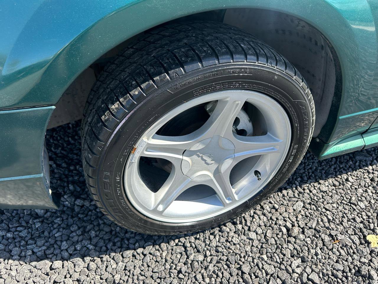 Used 2000 Ford Mustang GT RWD image 4