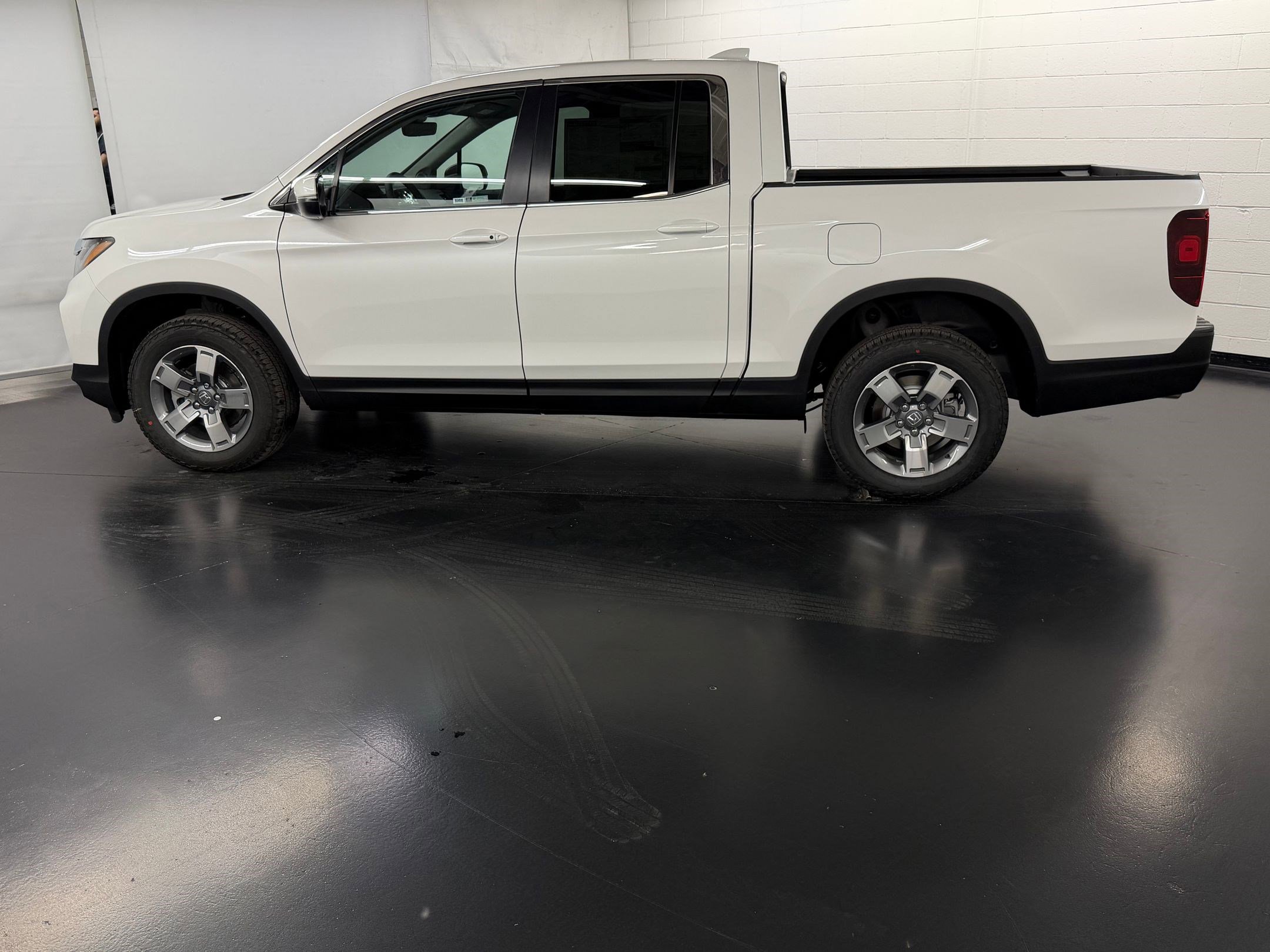 New 2026 Honda Ridgeline RTL image 2