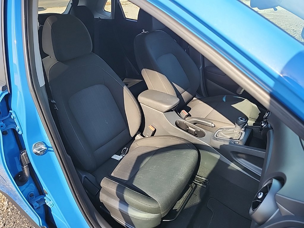 Used 2023 Hyundai Kona SEL AWD/4WD image 35