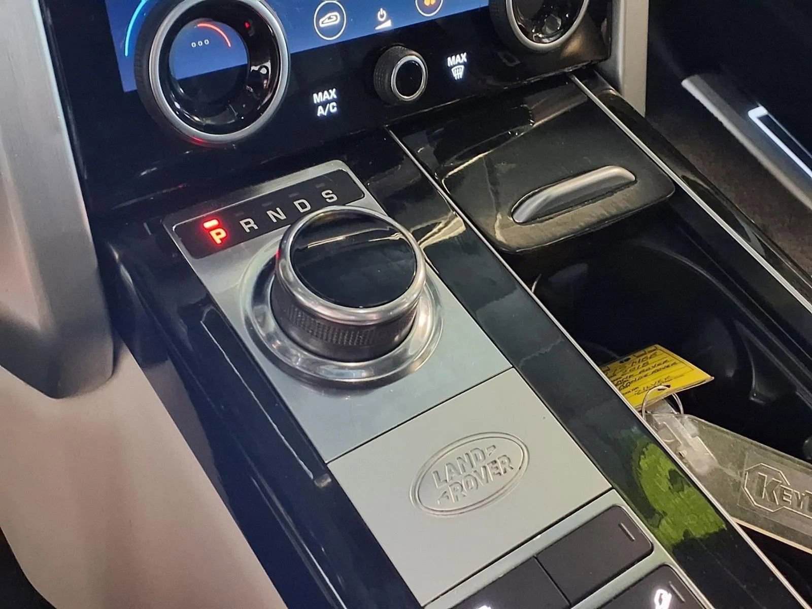 Used 2018 Land Rover Range Rover Supercharged image 22