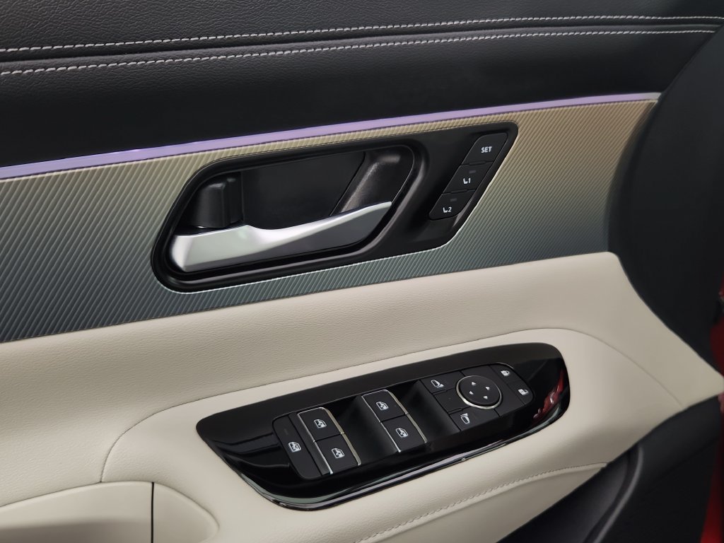 Certified 2025 Nissan Murano SL AWD/4WD image 10