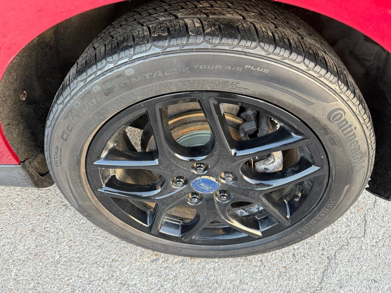 Used 2016 Ford Focus SE w/ Equipment Group 201A image 26