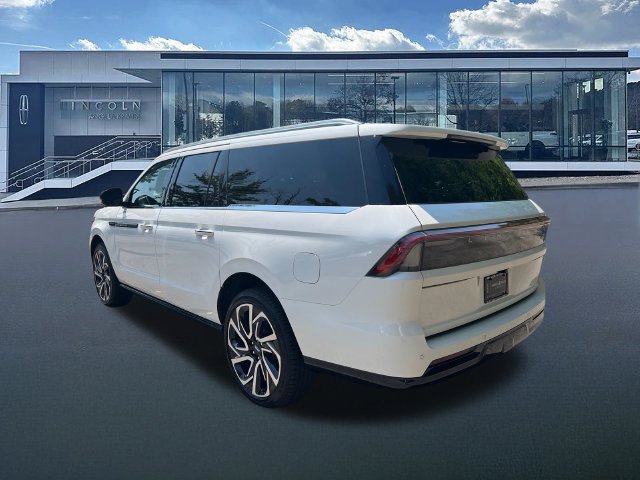 New 2027 Lincoln Navigator L Black Label AWD/4WD image 5