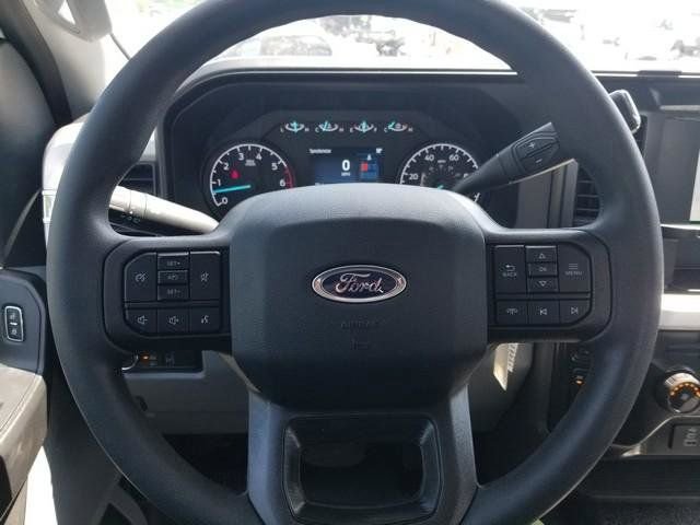 New 2026 Ford F350 XL w/ XL Off-Road Package AWD/4WD image 26