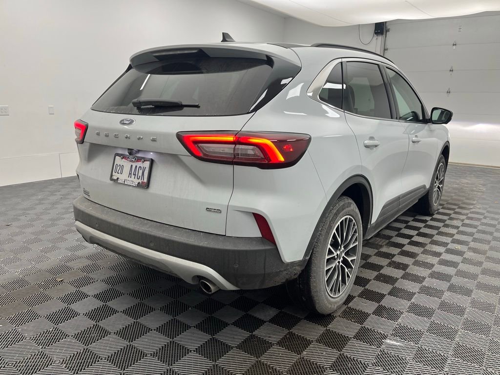 New 2026 Ford Escape SE w/ PHEV Premium Package image 7