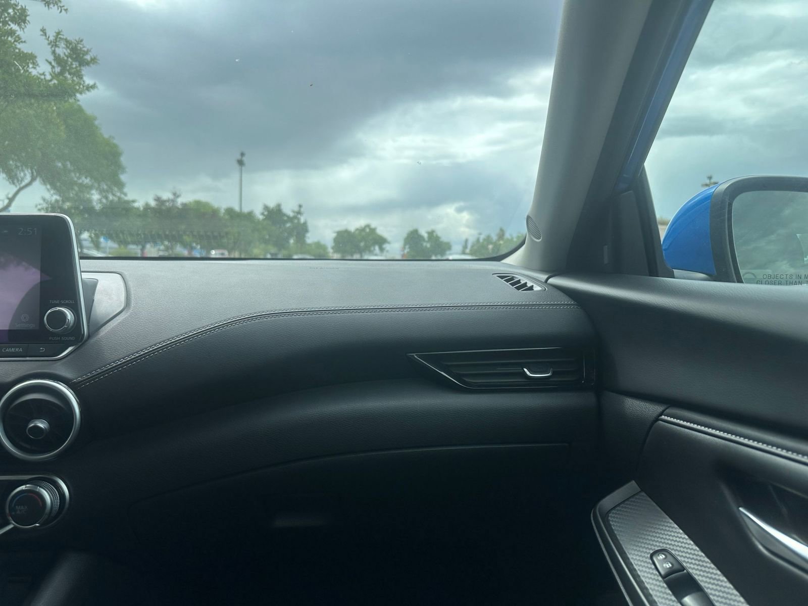 Used 2025 Nissan Sentra SV image 33