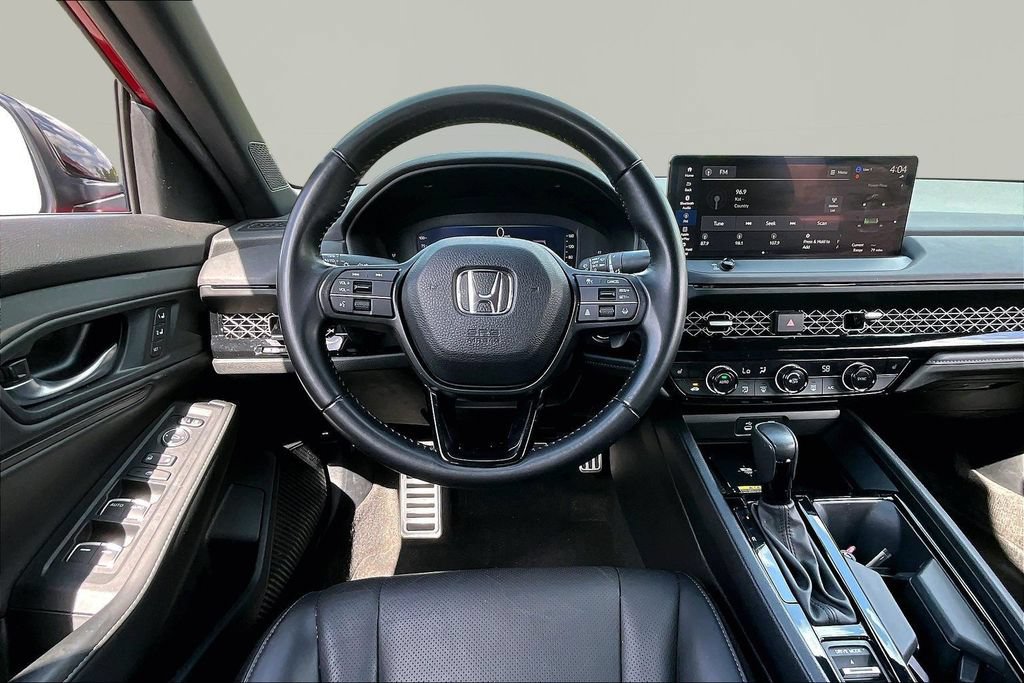 Used 2025 Honda Accord Sport image 9