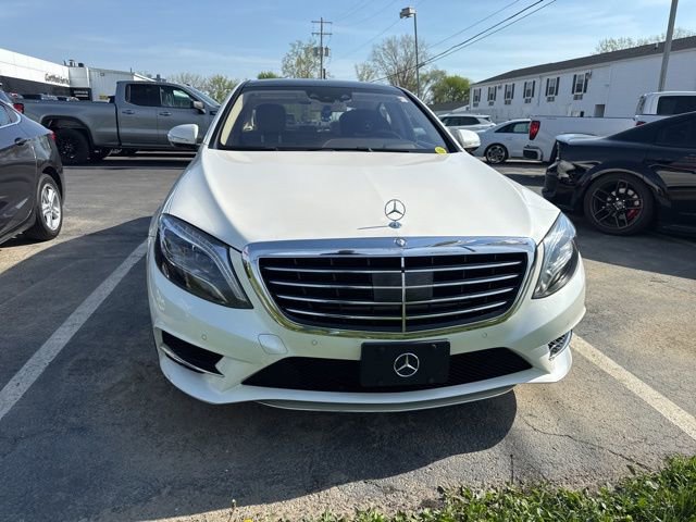 Used 2016 Mercedes-Benz S 550 4MATIC Sedan image 3