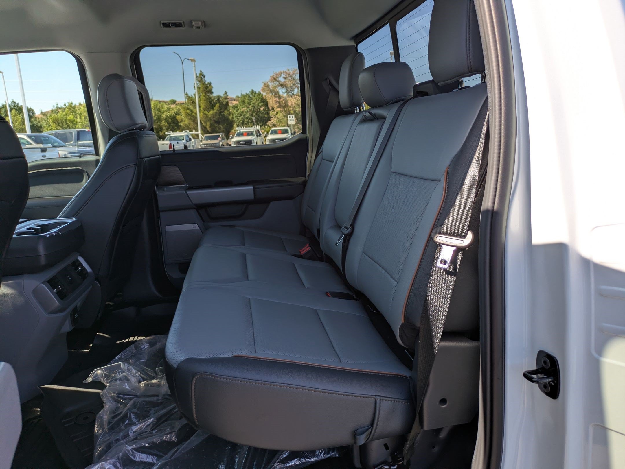 Used 2025 Ford F150 Lariat w/ Equipment Group 501A Mid AWD/4WD image 29