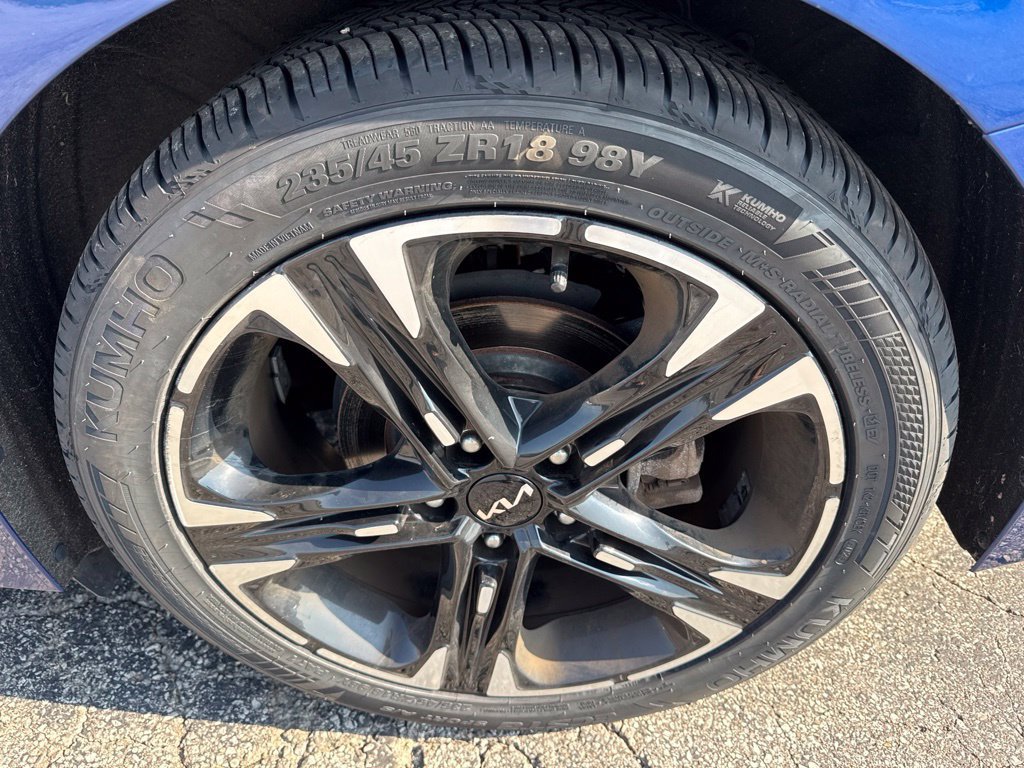 Used 2023 Kia K5 GT-Line AWD/4WD image 5