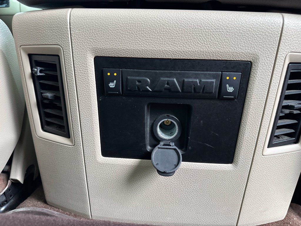 Used 2018 RAM 2500 Laramie AWD/4WD image 40