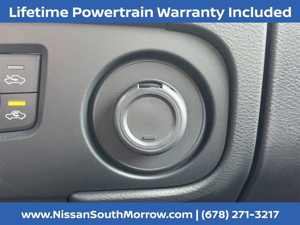 New 2025 Nissan Frontier PRO-4X w/ Pro Convenience Package image 10