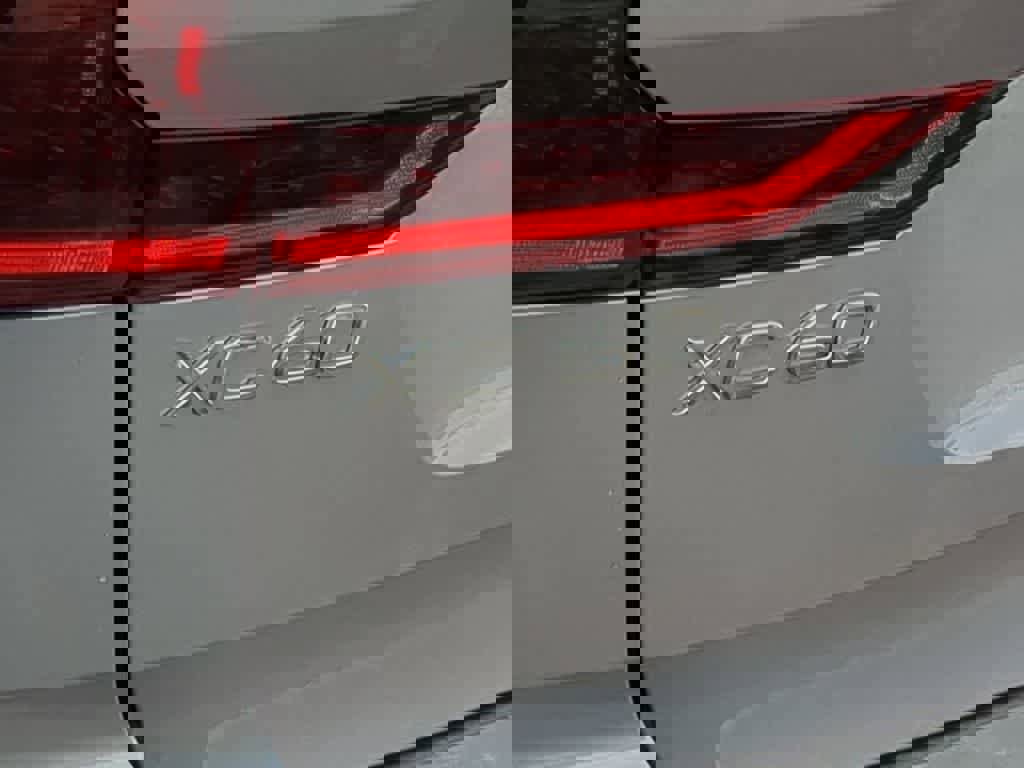 New 2026 Volvo XC60 B5 Plus w/ Protection Package Premier image 12