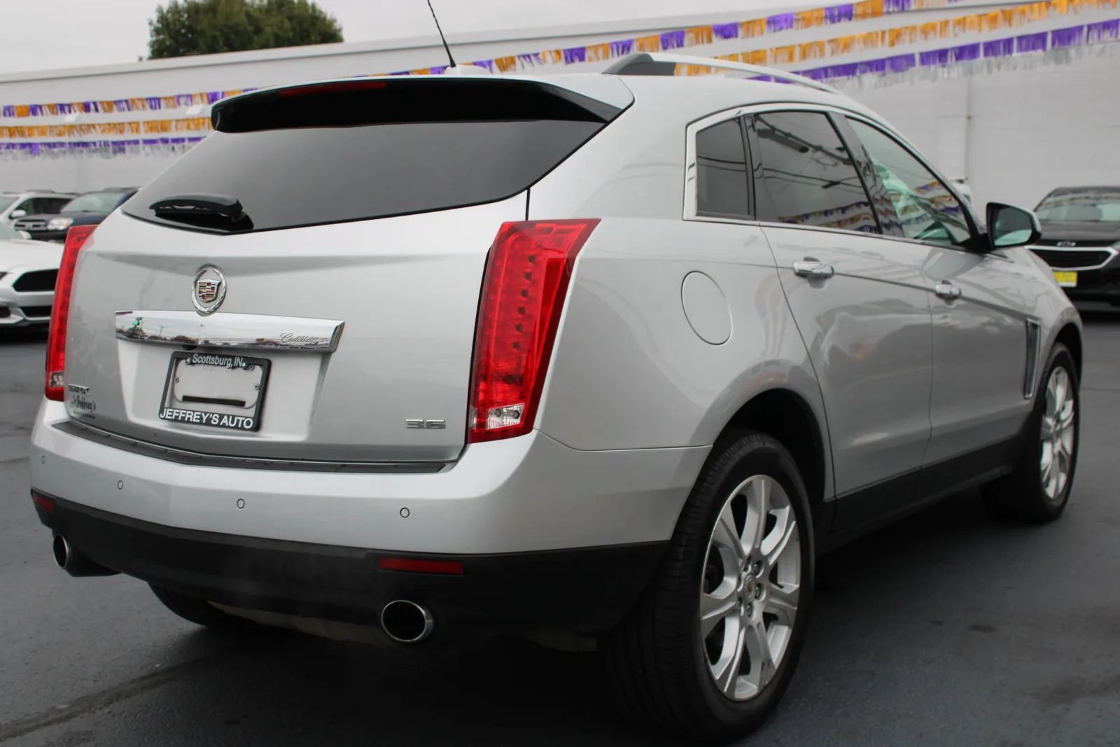 Used 2015 Cadillac SRX Performance w/ Driver Awareness Package FWD image 3