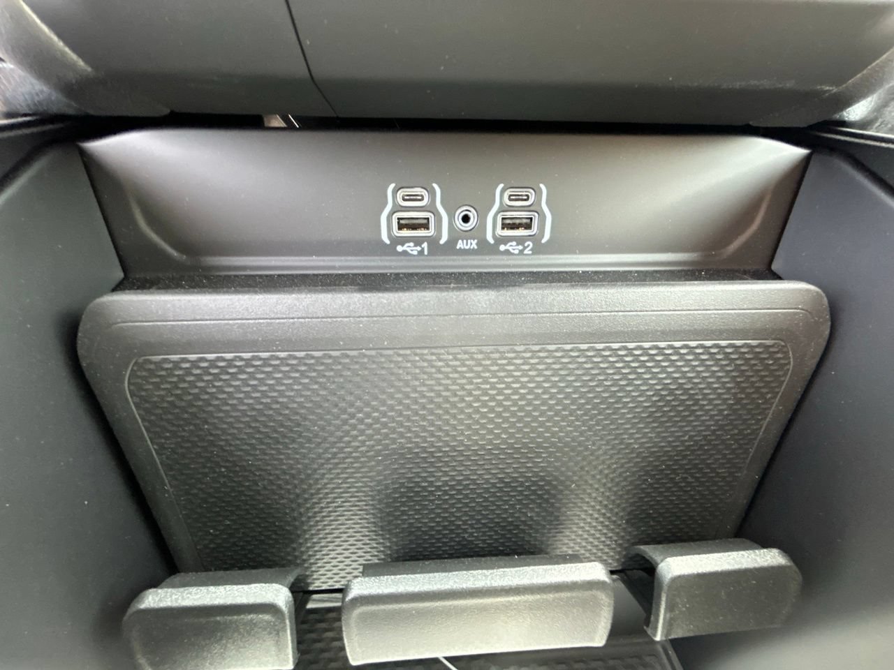 New 2026 RAM 1500 Express AWD/4WD image 25