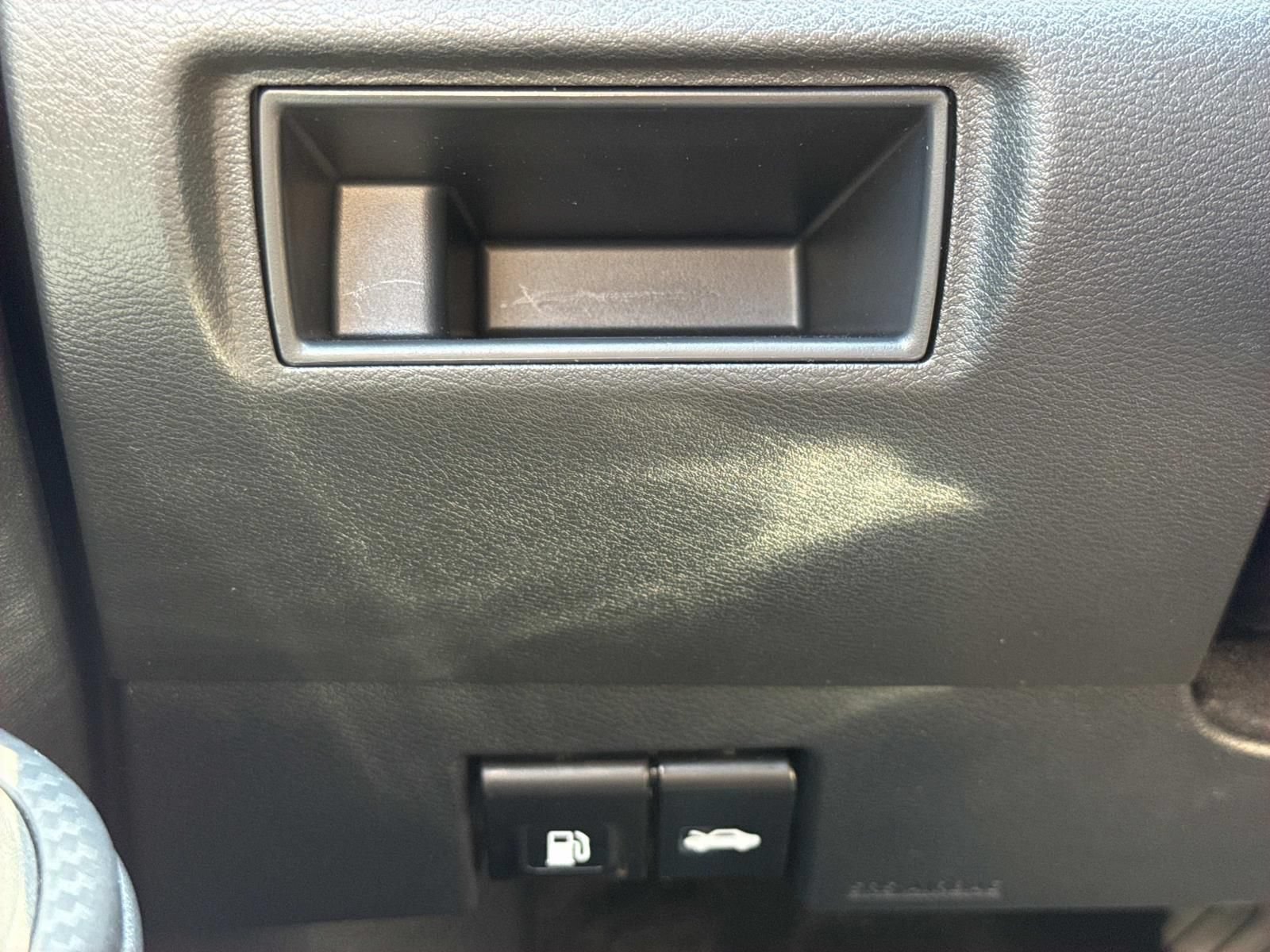 Certified 2025 Nissan Versa SV w/ Trunk Package FWD image 19