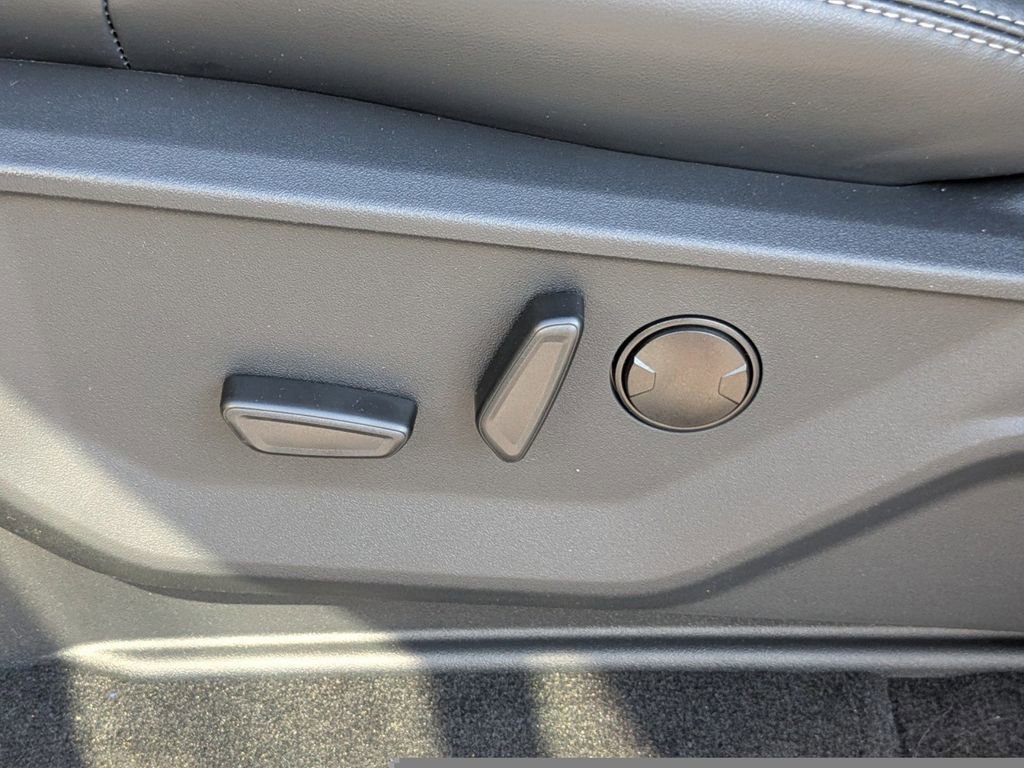 New 2025 Ford Expedition Max Platinum w/ Stealth Performance Package image 21