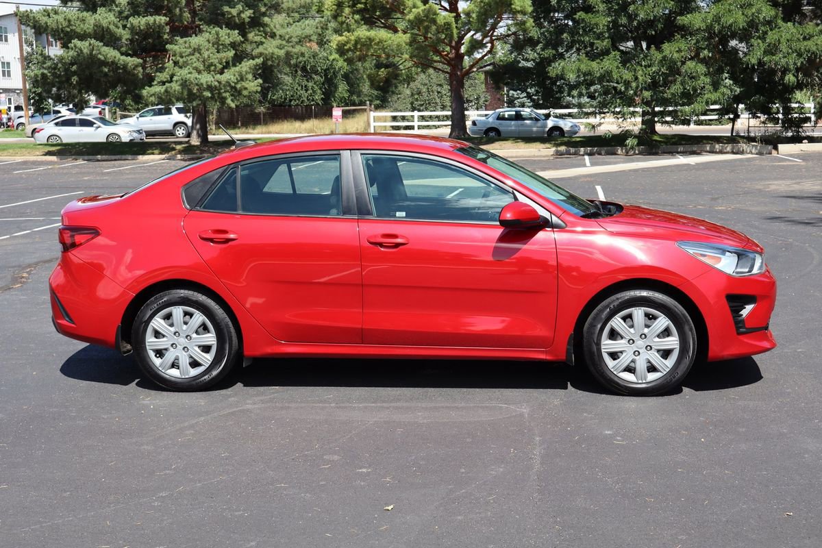 Used 2022 Kia Rio S image 3