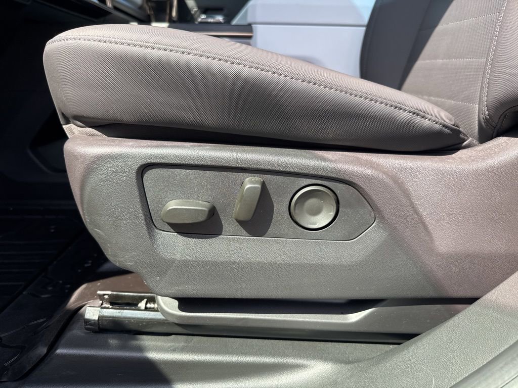 Used 2024 GMC Hummer EV 3X w/ Omega Edition image 17