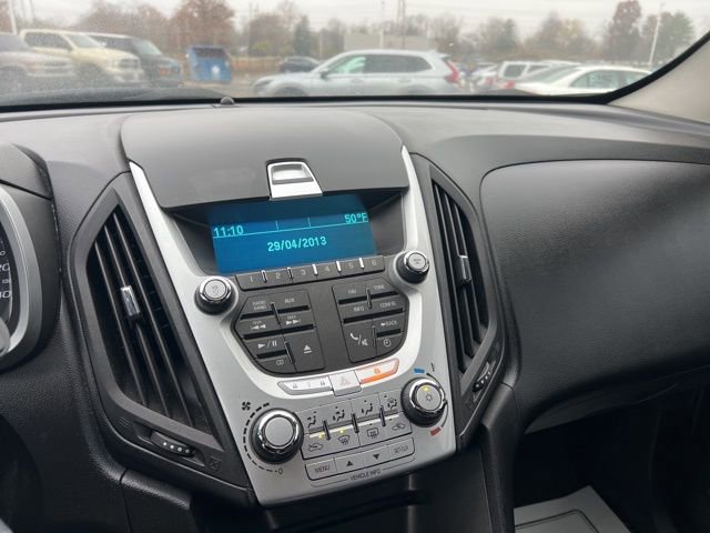 Used 2011 Chevrolet Equinox LT w/ Driver Convenience Package image 38