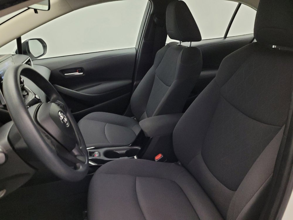 Used 2020 Toyota Corolla LE w/ Carpet Mat Package (TMS) image 17