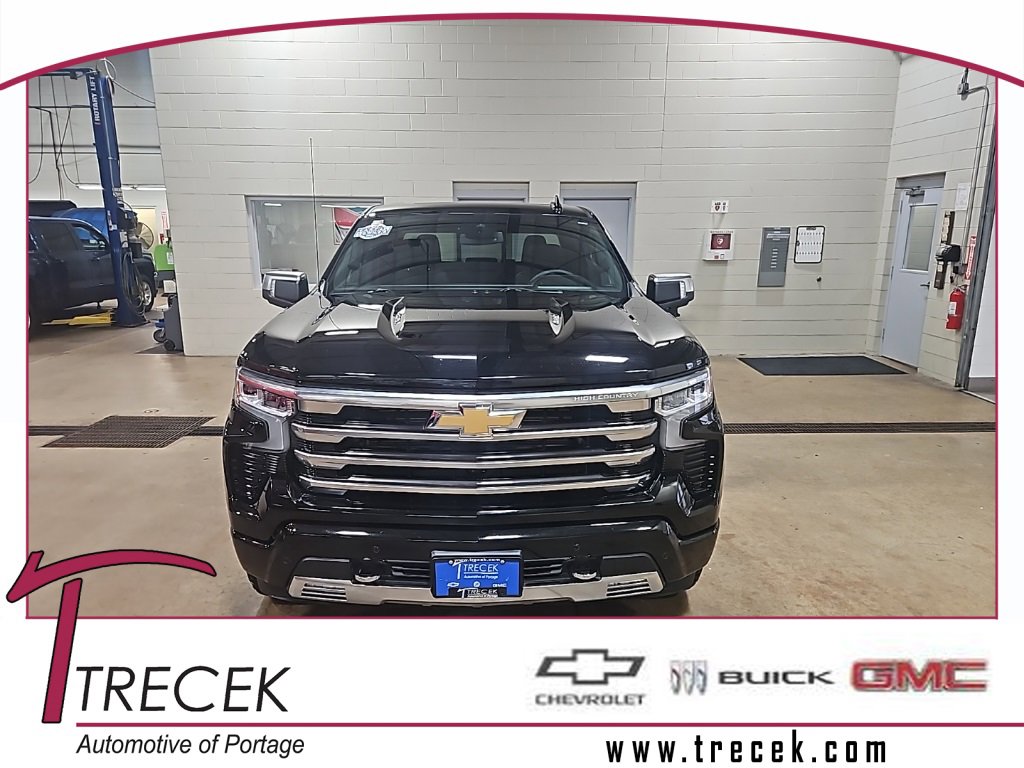 Used 2024 Chevrolet Silverado 1500 High Country w/ High Country Premium Package image 1