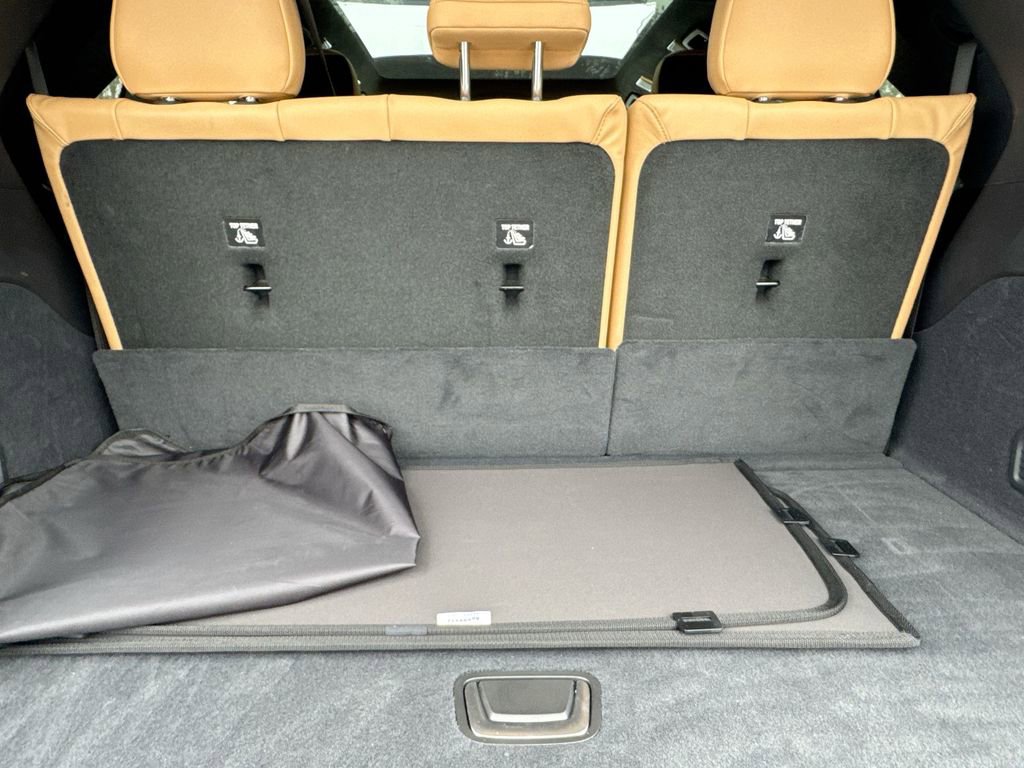 Used 2025 Cadillac Escalade IQ Sport 2 image 34