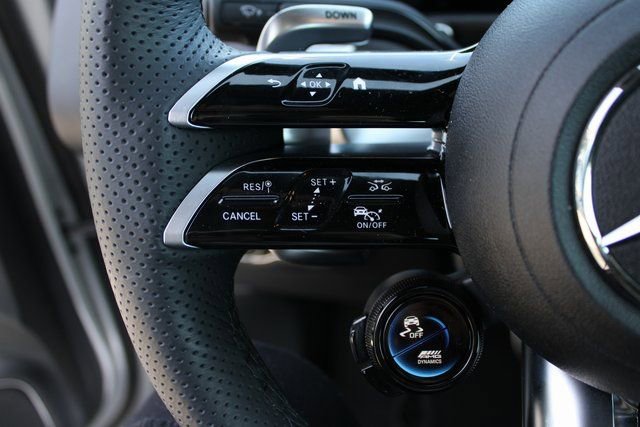 New 2024 Mercedes-Benz GLB 35 AMG 4MATIC image 20