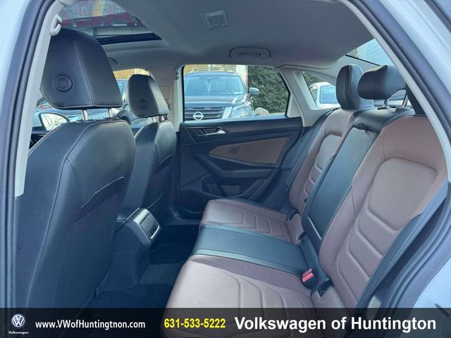 Certified 2025 Volkswagen Jetta SEL image 12