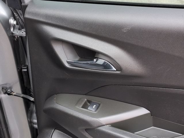 Used 2024 Chevrolet Trax LS FWD image 30