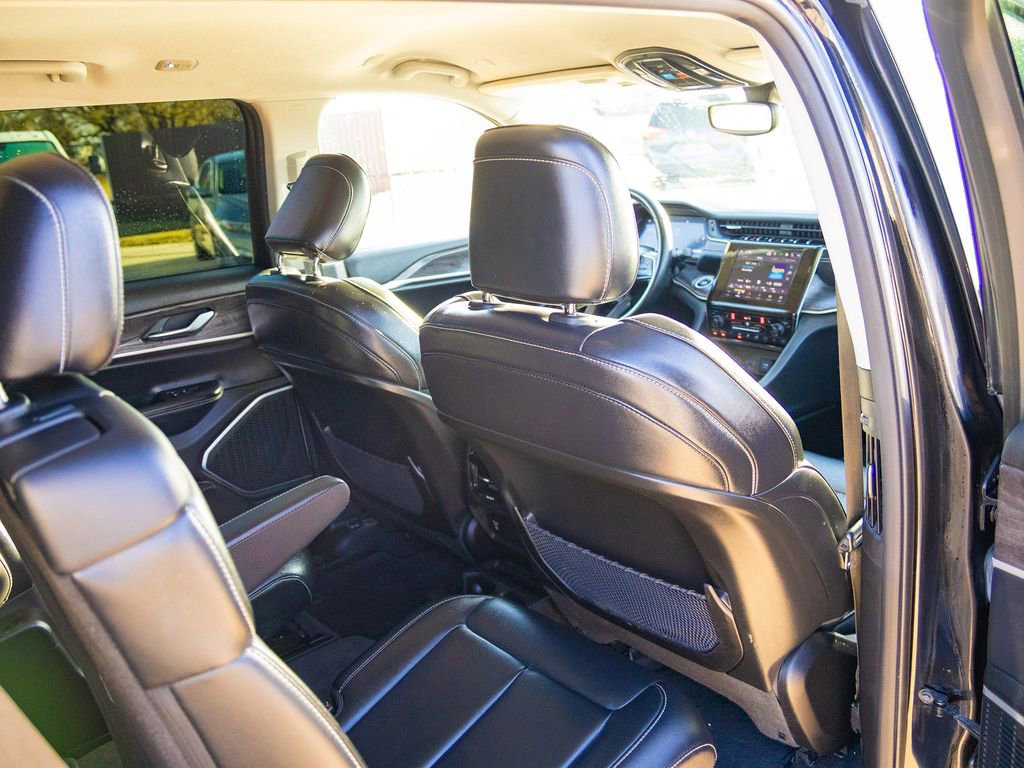 Used 2021 Jeep Grand Cherokee L Limited image 23