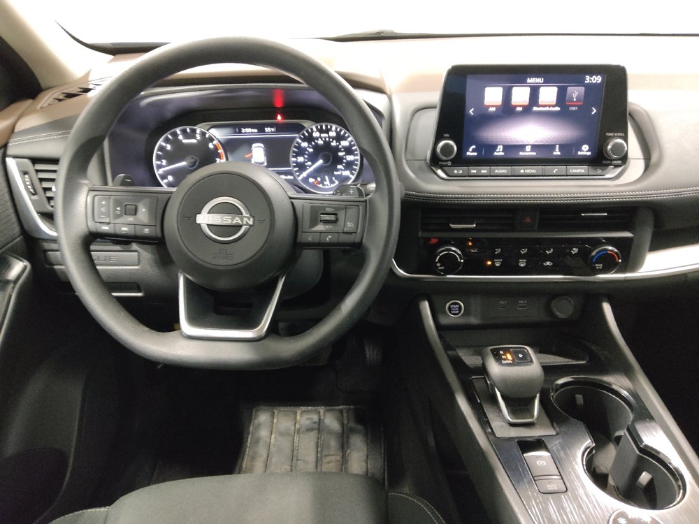 Used 2023 Nissan Rogue S image 22