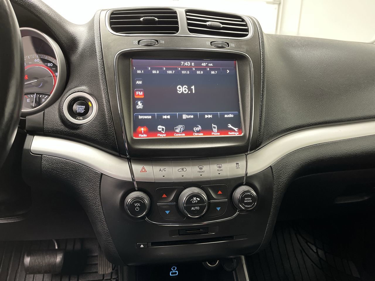 Used 2019 Dodge Journey GT AWD/4WD image 16