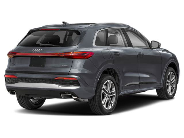 Used 2025 Audi Q5 Premium w/ Convenience Package image 3