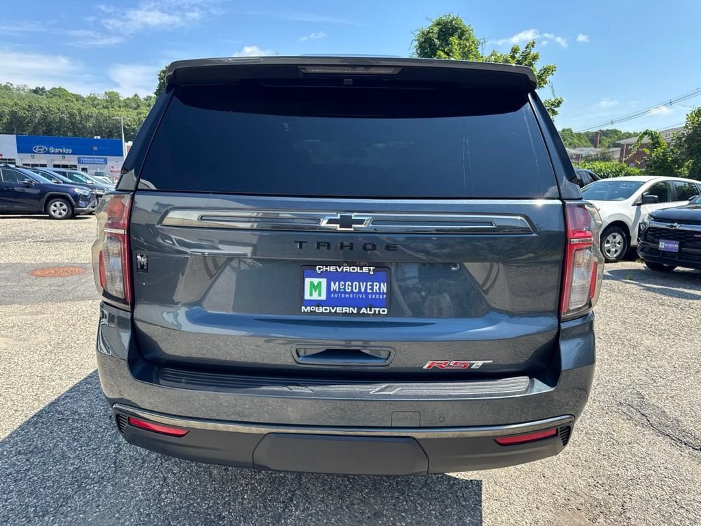 Used 2021 Chevrolet Tahoe RST w/ Luxury Package AWD/4WD image 5