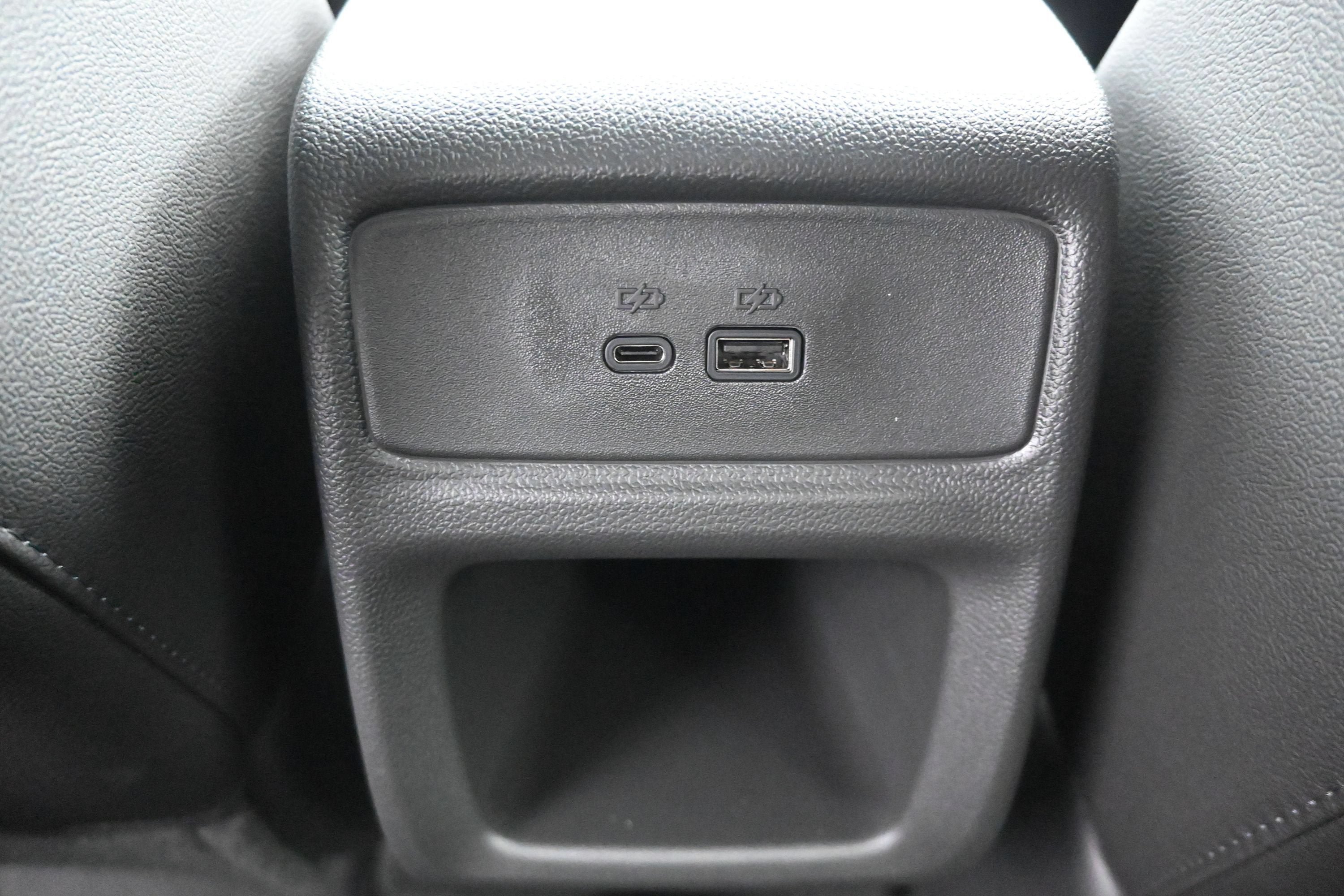 New 2026 Chevrolet Trax LT w/ Sunroof Package FWD image 24