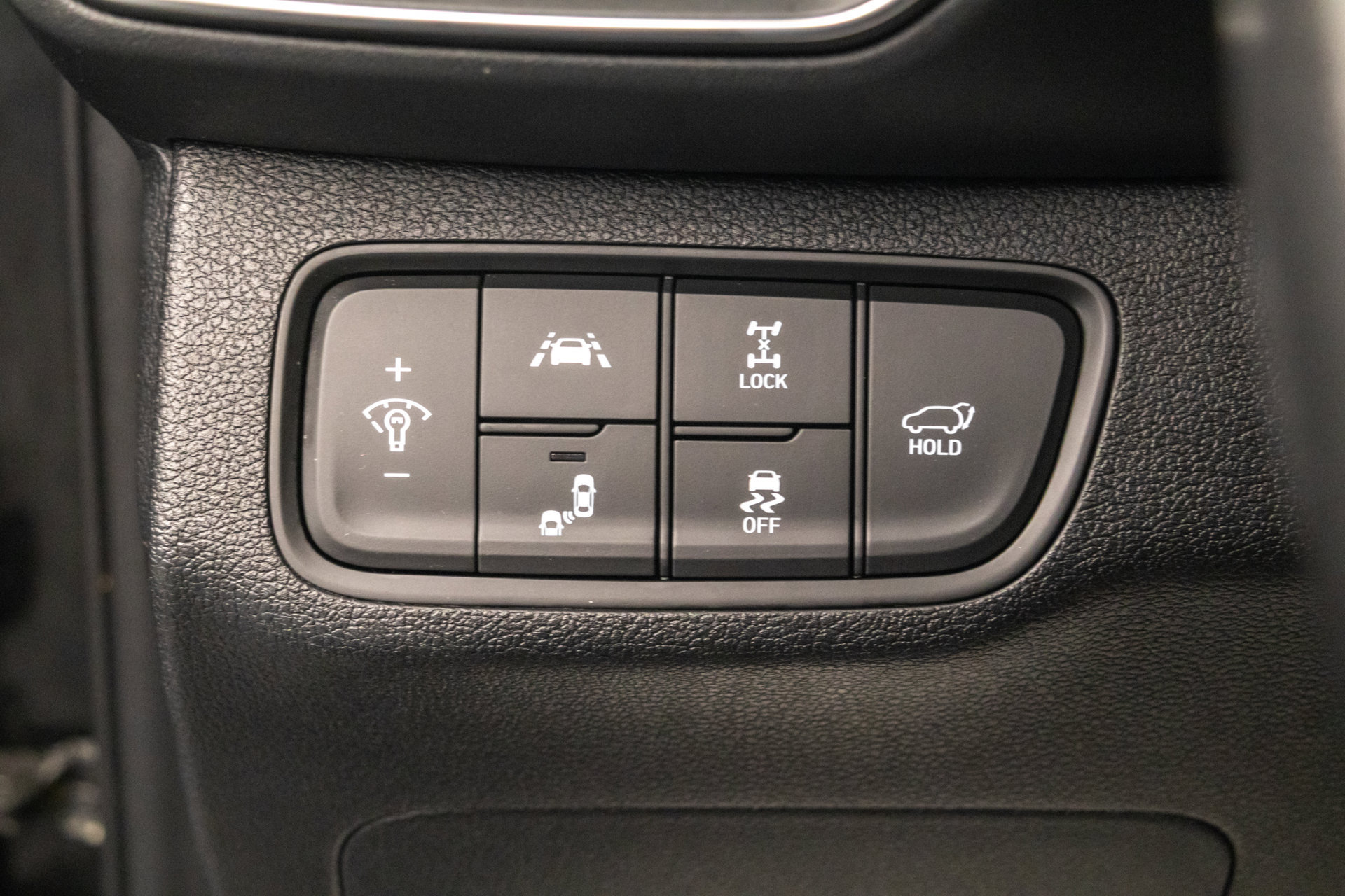Used 2020 Hyundai Santa Fe Limited w/ Cargo Package AWD/4WD image 18