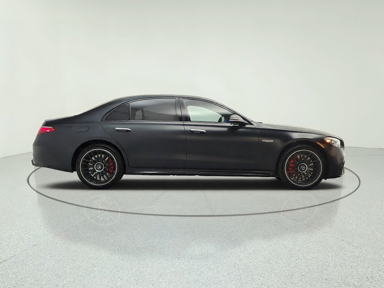 Used 2025 Mercedes-Benz S 63 AMG S image 4