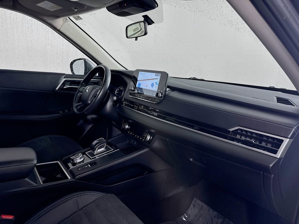 Used 2022 Mitsubishi Outlander SE AWD/4WD image 31