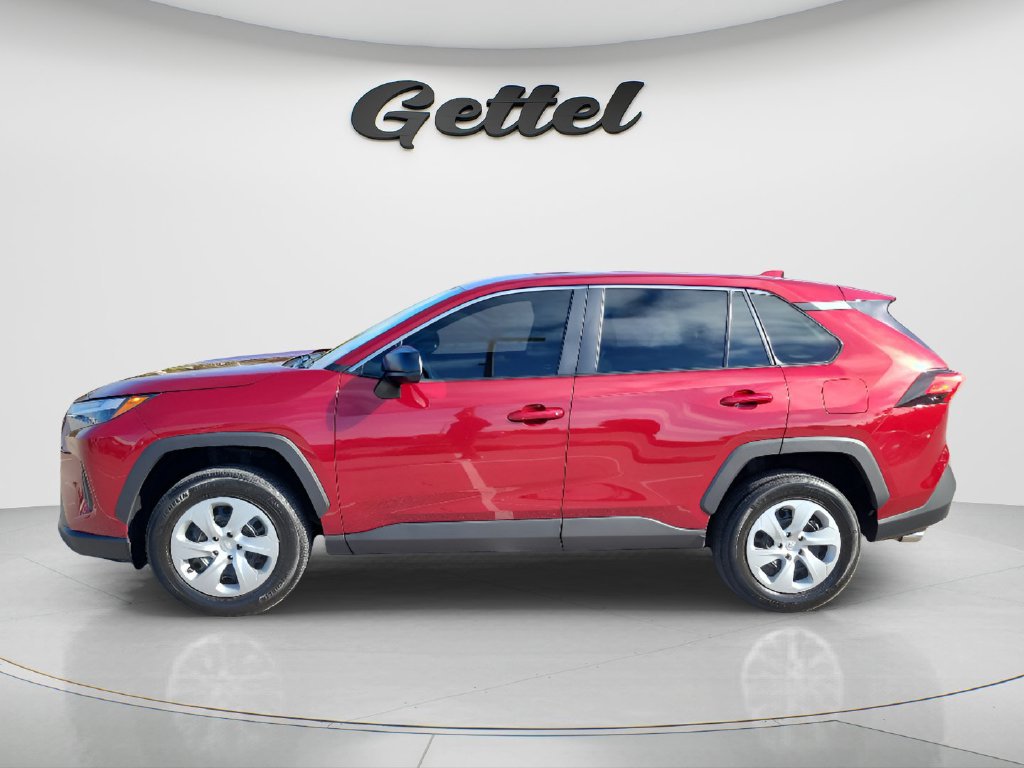 Certified 2025 Toyota RAV4 LE FWD image 8