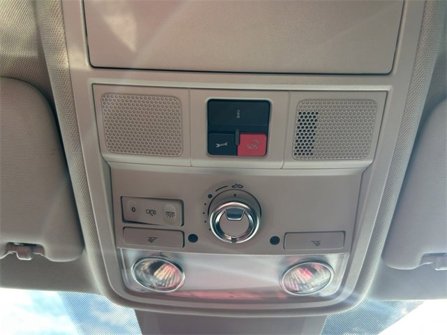 Used 2020 Volkswagen Passat 2.0T R-Line image 35