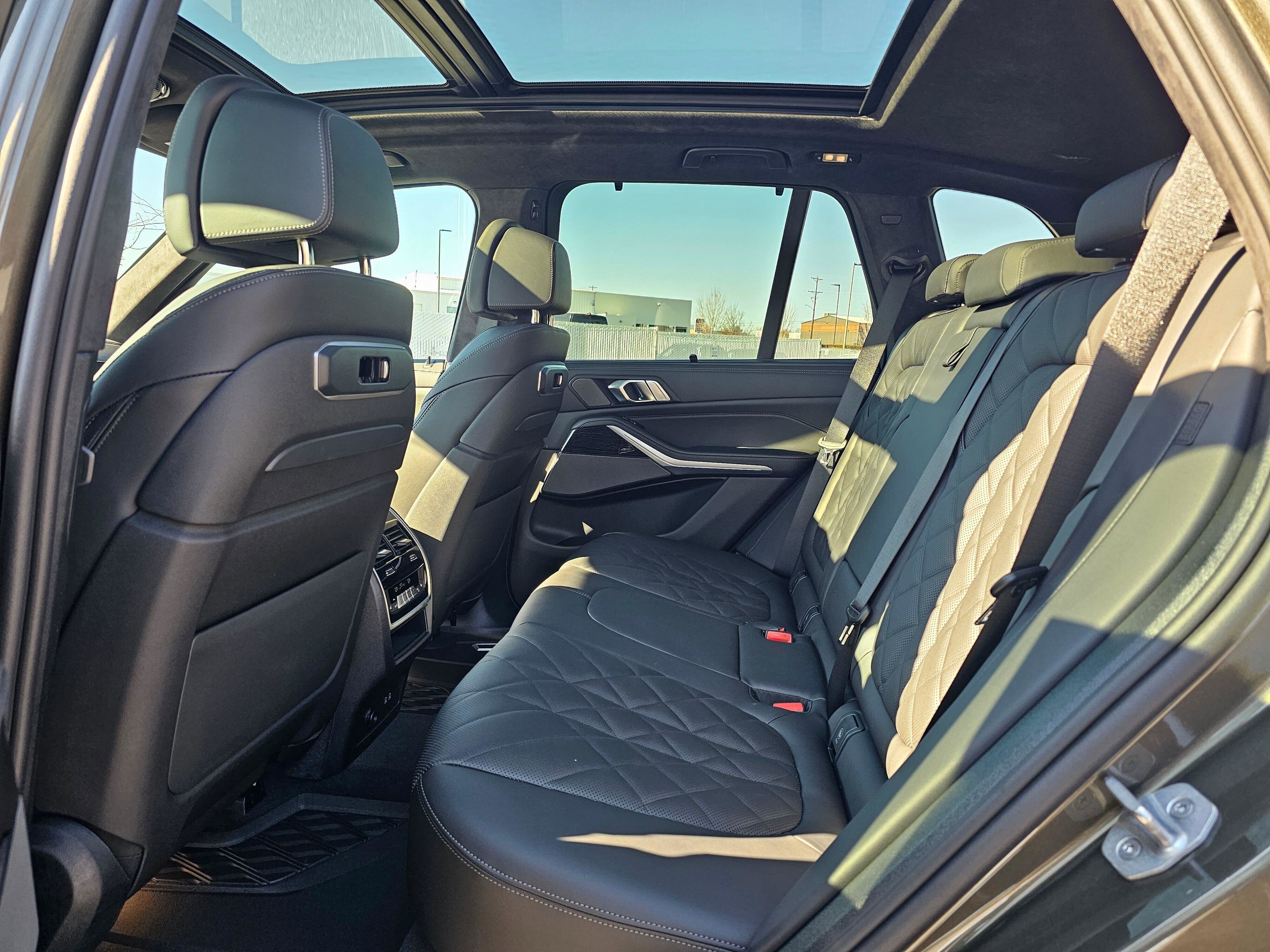 New 2026 BMW X5 xDrive40i w/ Executive Package image 13