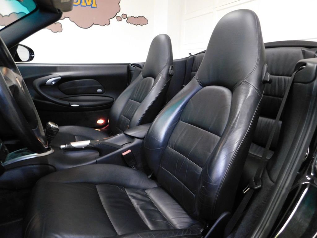 Used 2004 Porsche 911 Carrera RWD image 52