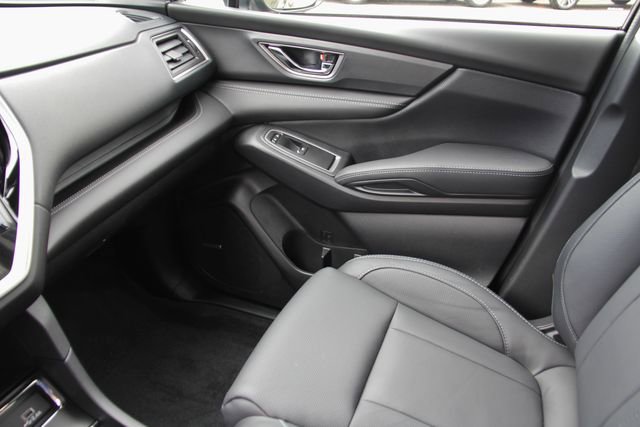 Used 2025 Subaru Ascent Limited AWD/4WD image 30