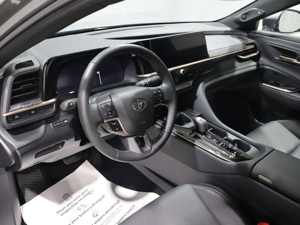 Used 2024 Toyota Crown AWD/4WD image 16