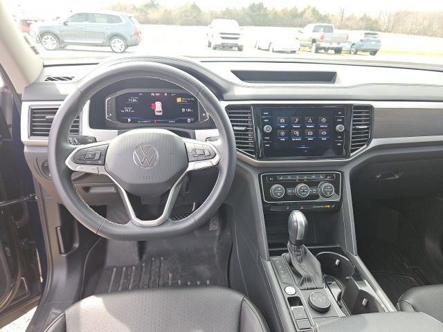Used 2022 Volkswagen Atlas SE image 10