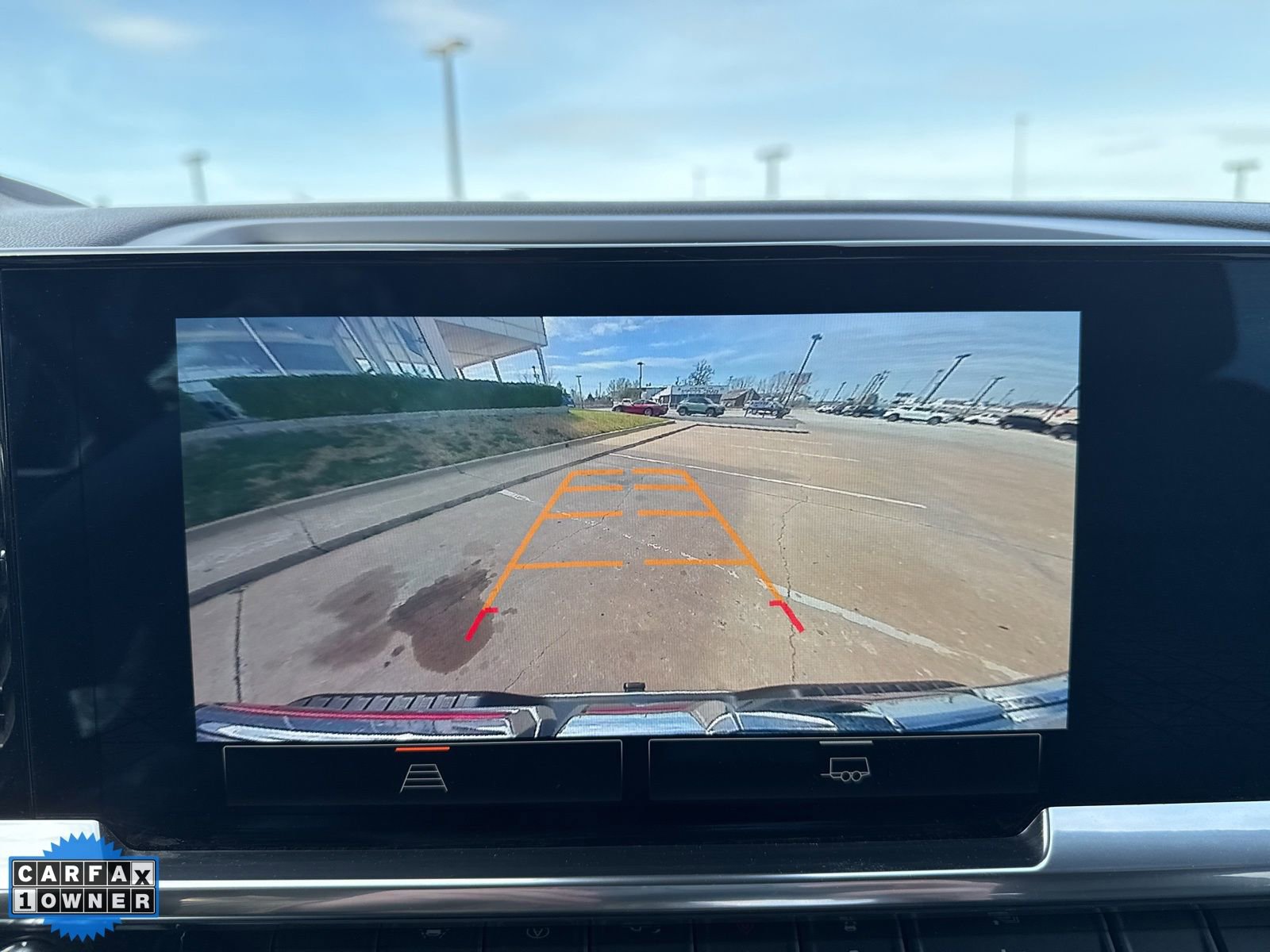 Used 2025 GMC Sierra 1500 SLT image 17