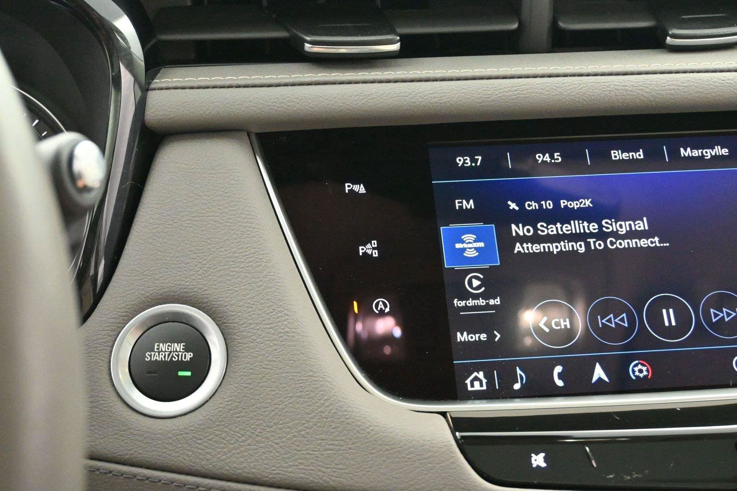 Certified 2024 Cadillac XT5 Premium Luxury w/ Technology Package AWD/4WD image 25