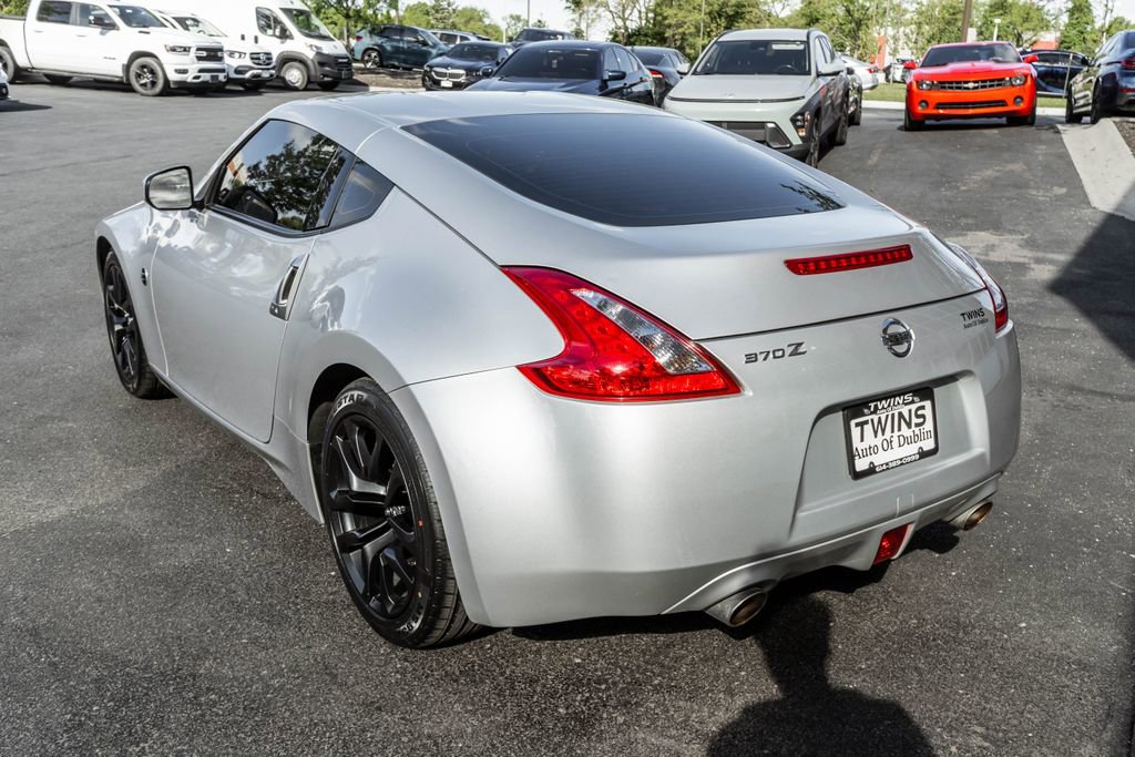 Used 2017 Nissan 370Z Coupe RWD image 31